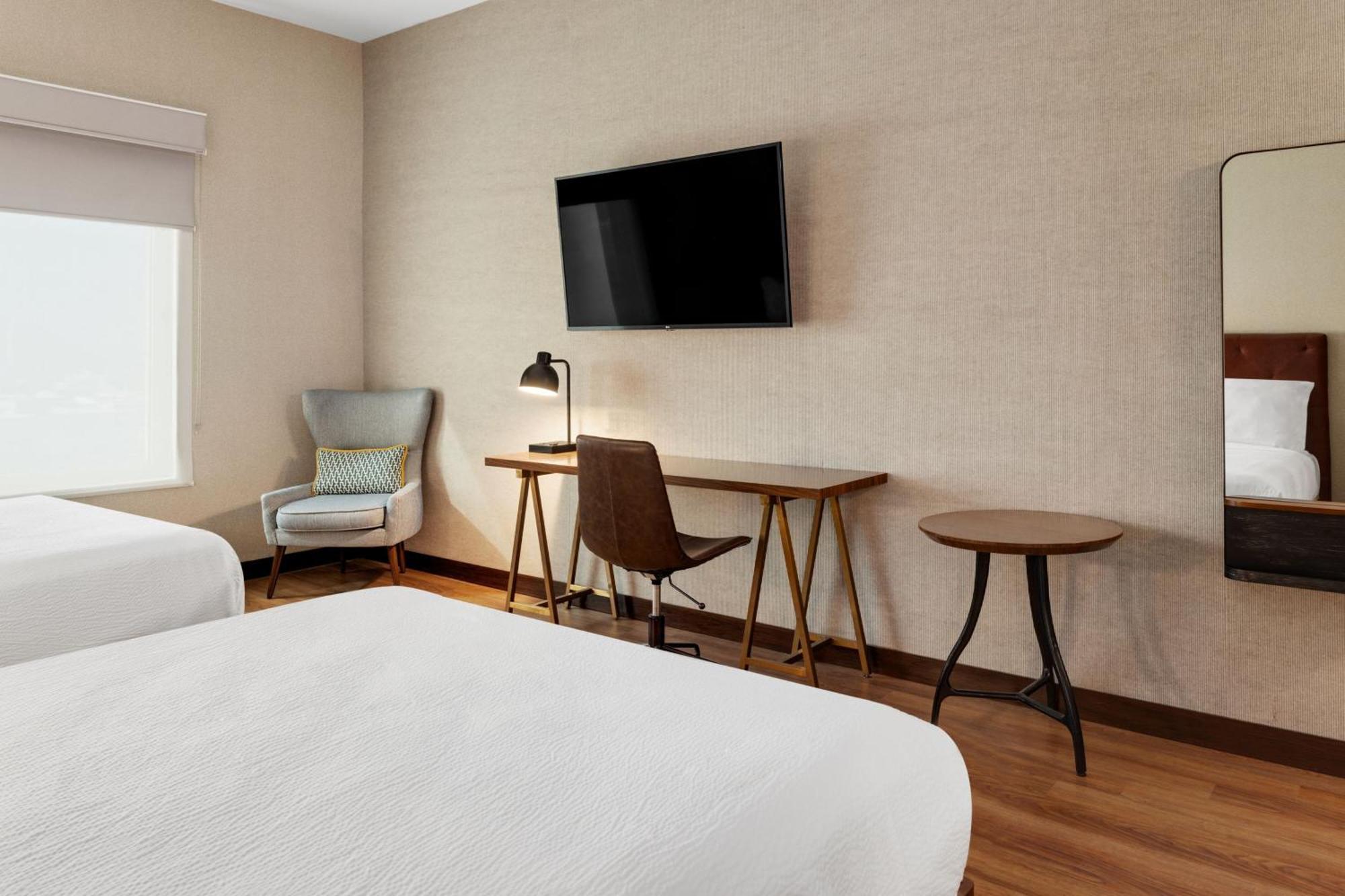 Four Points By Sheraton Galerias Monterrey Esterno foto A room at the Hotel Zags
